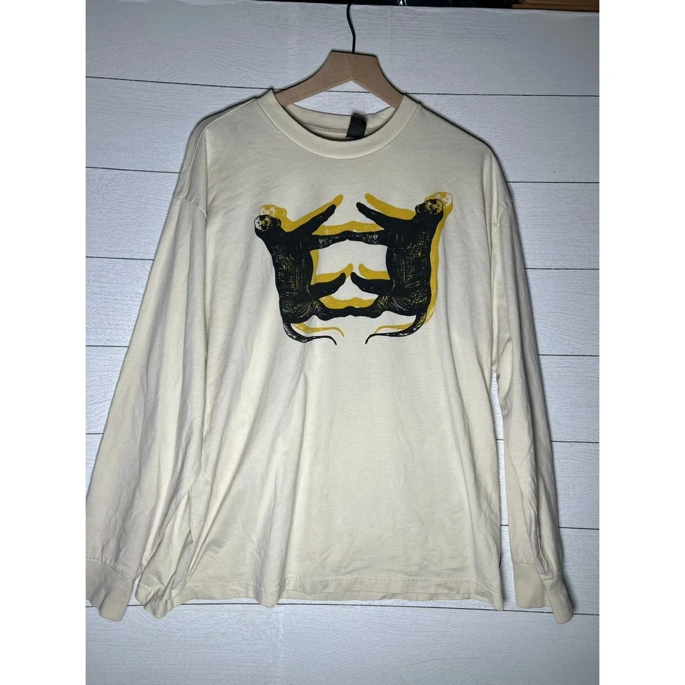 Levi's Men's Medium Cream White Long Sleeve T Shirt Skull Lion Graphic